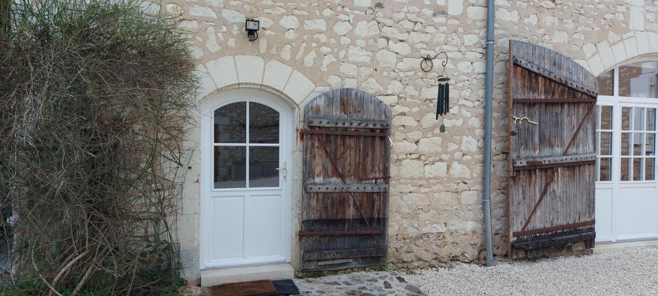 Chambre D'Hotes De L'Estree Bed and Breakfast Lésigny Exterior foto